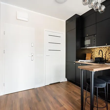 Okecie Nowy Sluzewiec 21 By Superapart - Next To Chopina Airport Warschau