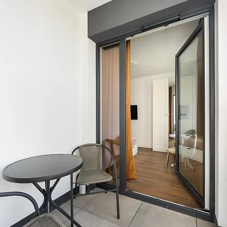 Appartement Okecie Nowy Sluzewiec 21 By Superapart - Next To Chopina Airport Warschau