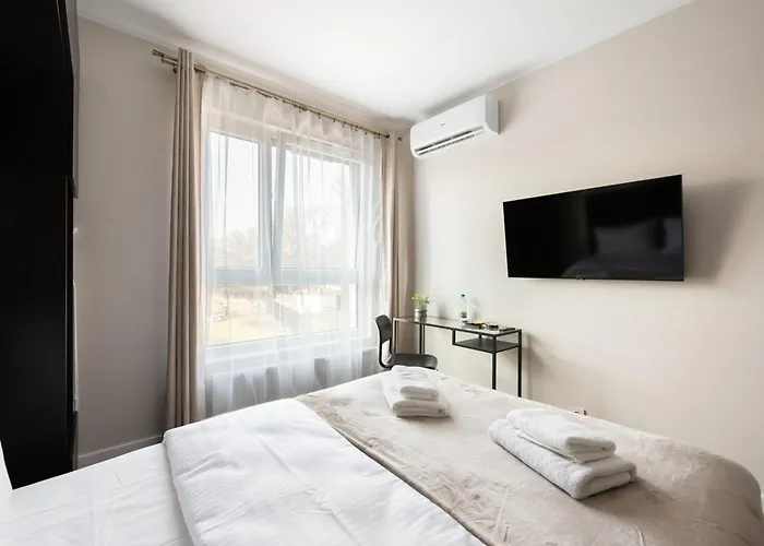 Apartment Okecie Nowy Sluzewiec 21 By Superapart - Next To Chopina Airport *