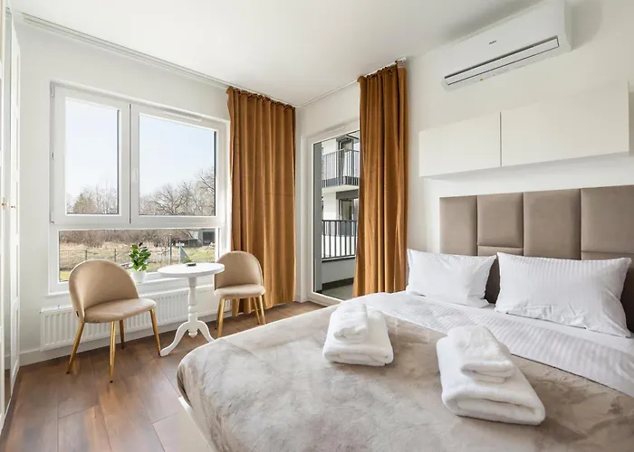 Okecie Nowy Sluzewiec 21 By Superapart - Next To Chopina Airport *