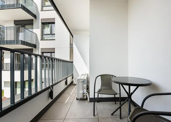 Okecie Nowy Sluzewiec 21 By Superapart - Next To Chopina Airport Apartment