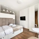 Apartman Okecie Nowy Sluzewiec 21 By Superapart - Next To Chopina Airport *